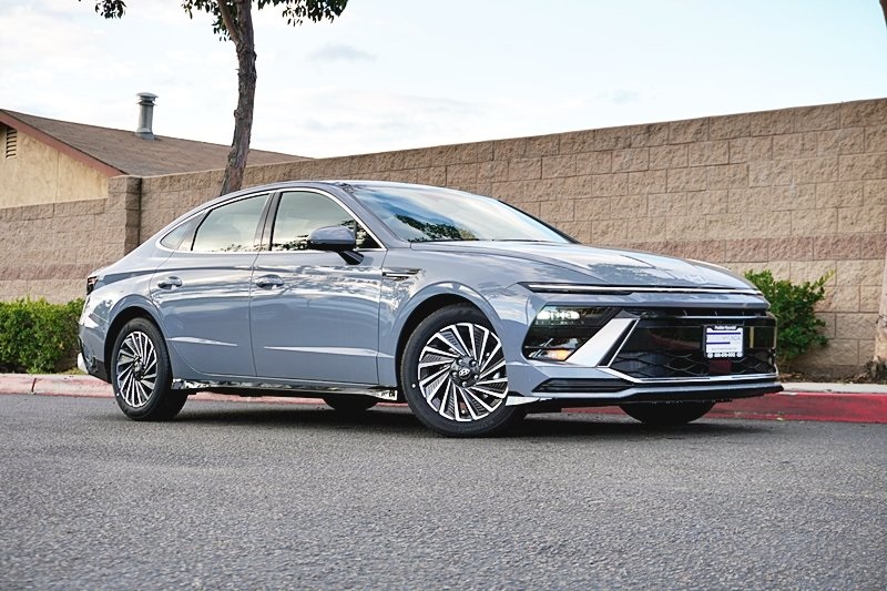 2026 Hyundai Sonata Hybrid SEL