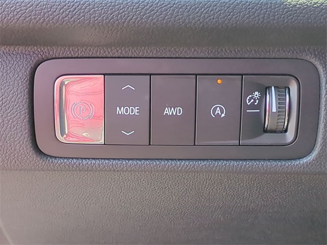 2025 Chevrolet Traverse LT for sale at PATRIOT CHEVROLET OF LIMERICK
