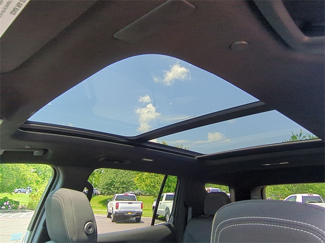 2025 Chevrolet Traverse LT for sale at PATRIOT CHEVROLET OF LIMERICK