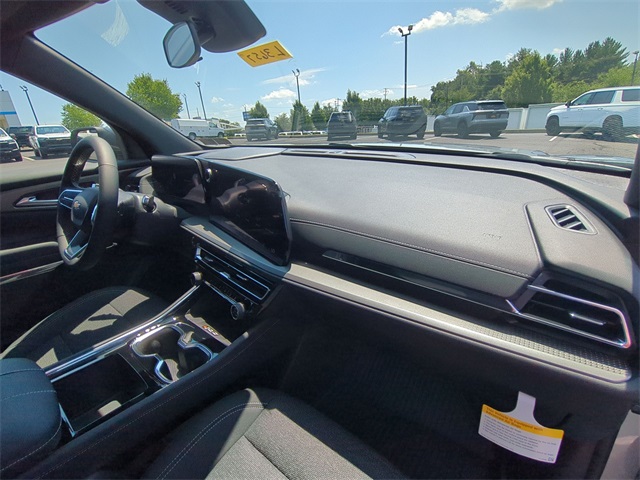 2025 Chevrolet Traverse LT for sale at PATRIOT CHEVROLET OF LIMERICK