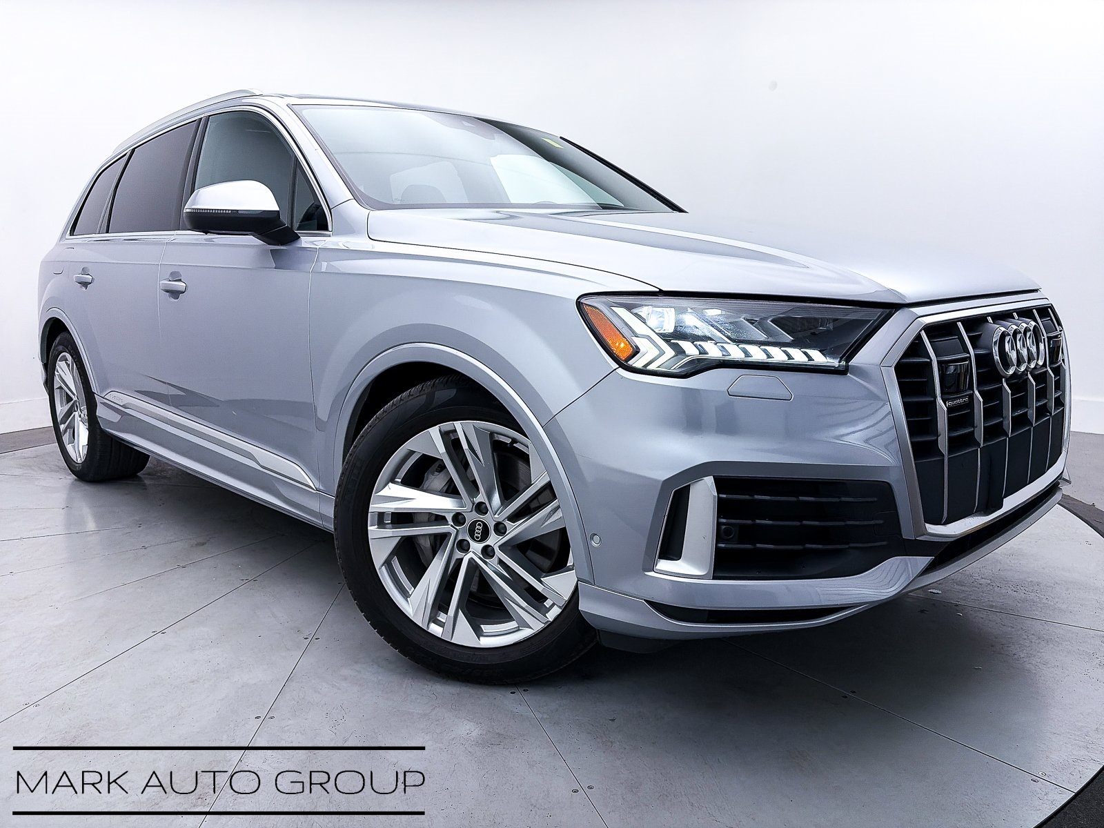 2021 Audi Q7 55 Prestige