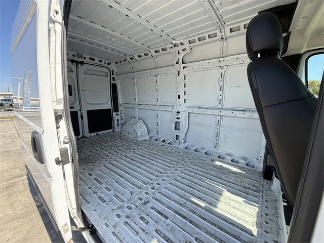 2023 Ram ProMaster 2500 High Roof White at Mac Haik CDJR North Houston