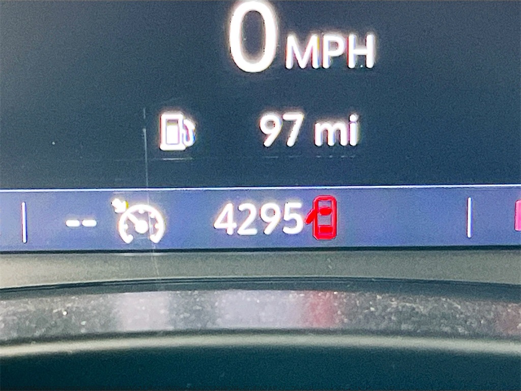 2023 Chevrolet Equinox Premier White at Cook Ford