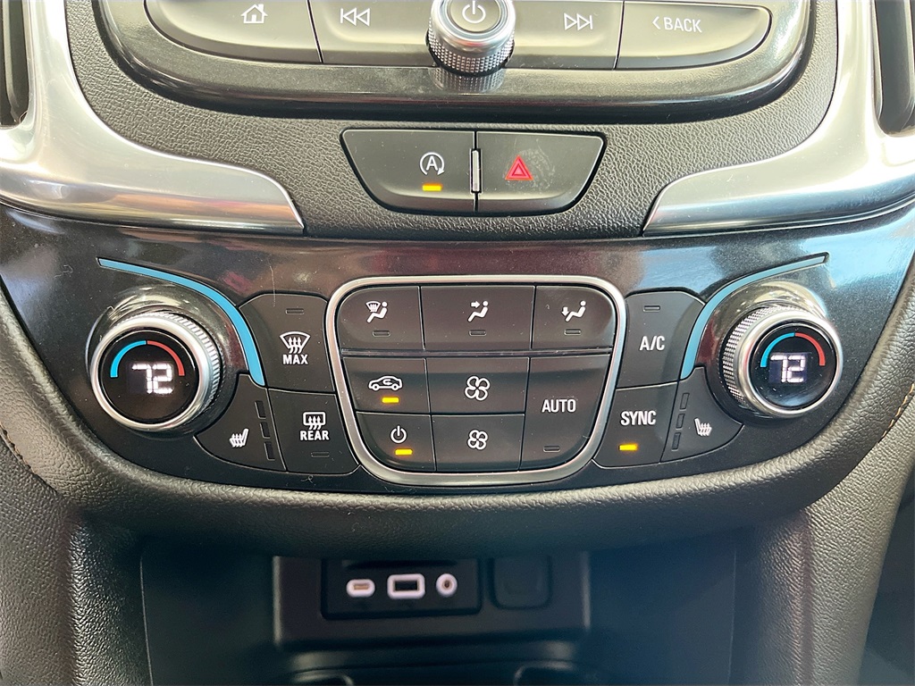 2023 Chevrolet Equinox Premier White at Cook Ford