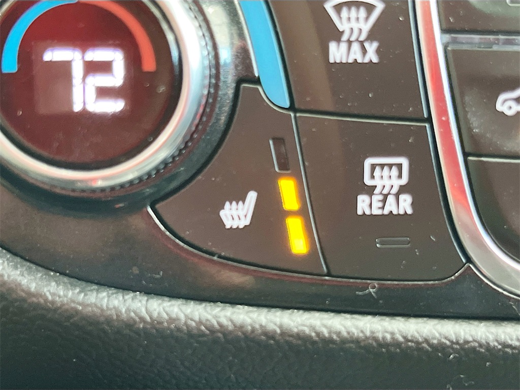 2023 Chevrolet Equinox Premier White at Cook Ford