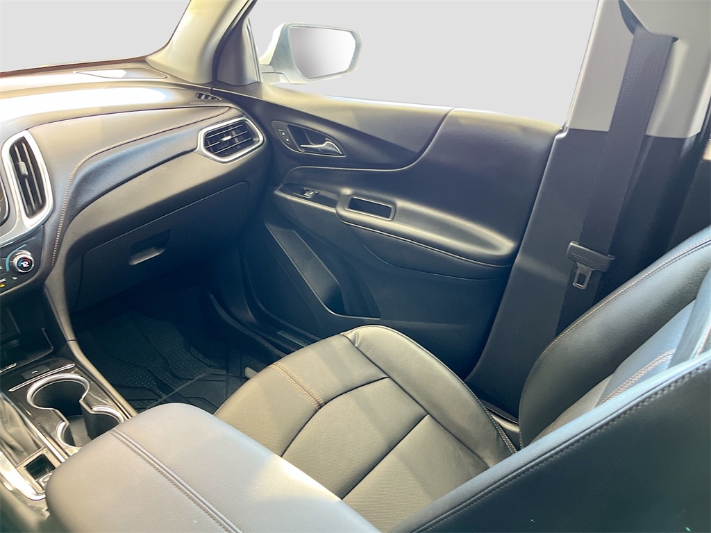 2023 Chevrolet Equinox Premier White at Cook Ford