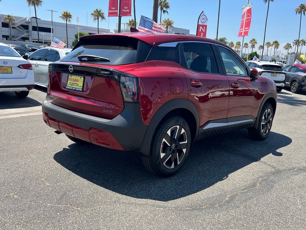 2025 Nissan Kicks SV photo 2