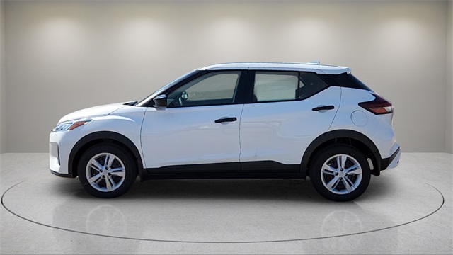 2025 Nissan Kicks Play