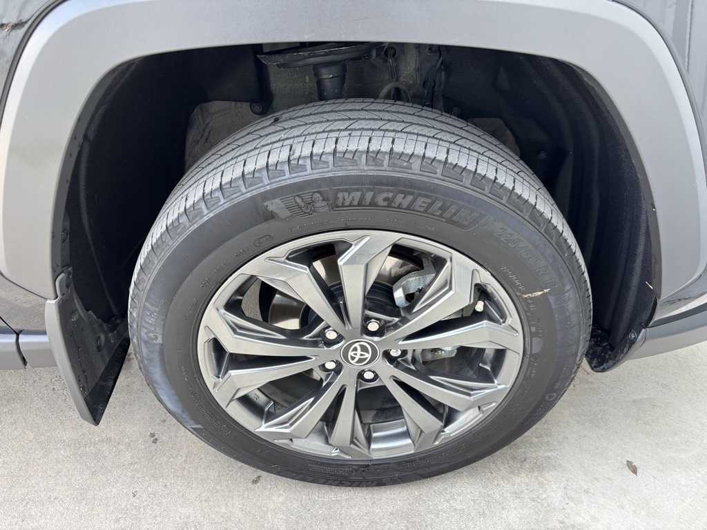 Used Car 2024 Toyota Rav4 Hybrid  Xle Premium For Sale Under $30,000 In Austin, Texas