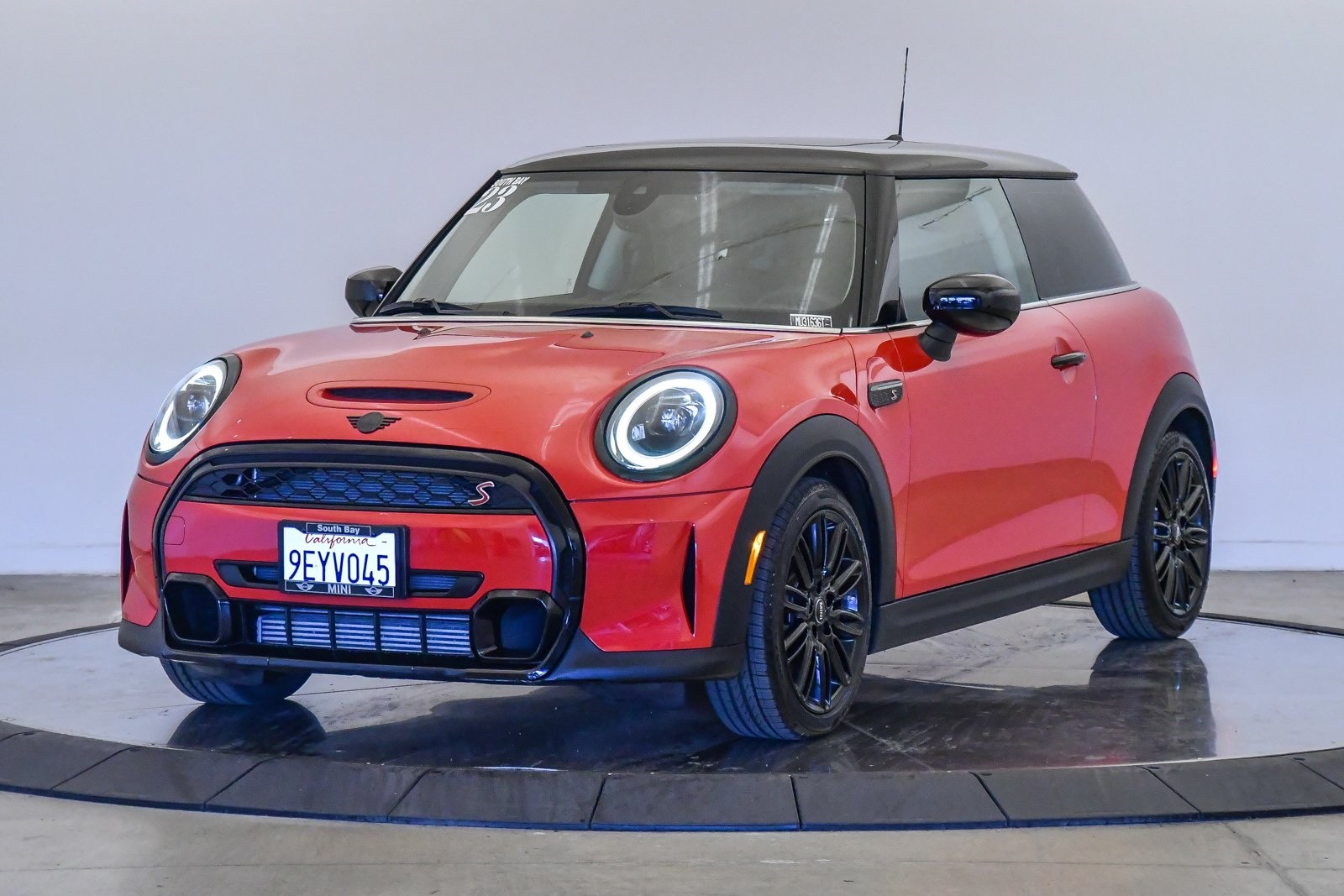 2023 MINI Cooper S 2-Door Hatchback FWD