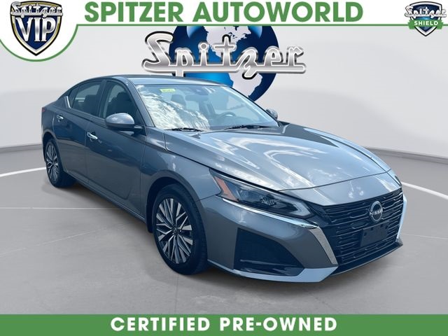 Gray (Gun Metallic) 2023 Nissan Altima Sedan All-Wheel Drive Continuously Variable Transmission