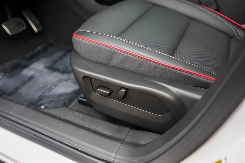 Used Car 2023 Buick Envision  Essence For Sale Under $25,000 In Austin, Texas