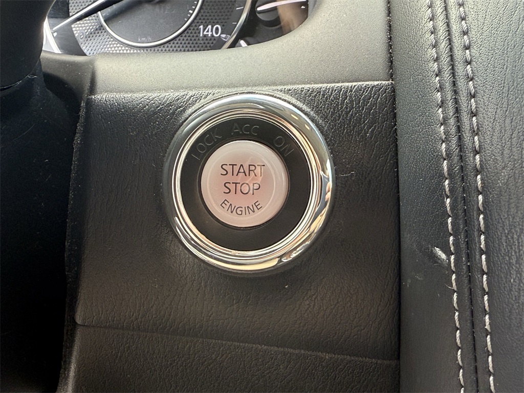 2017 Nissan Armada SL White at Autostrade