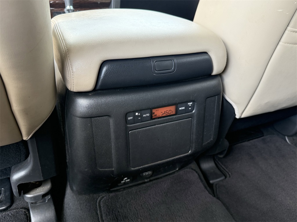 2017 Nissan Armada SL White at Autostrade