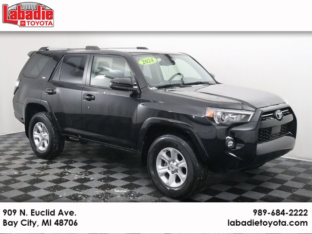 2024 Toyota 4Runner SR5 4WD