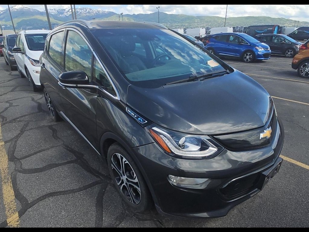 Used 2017 Chevrolet Bolt EV Premier with VIN 1G1FX6S03H4138666 for sale in Kansas City