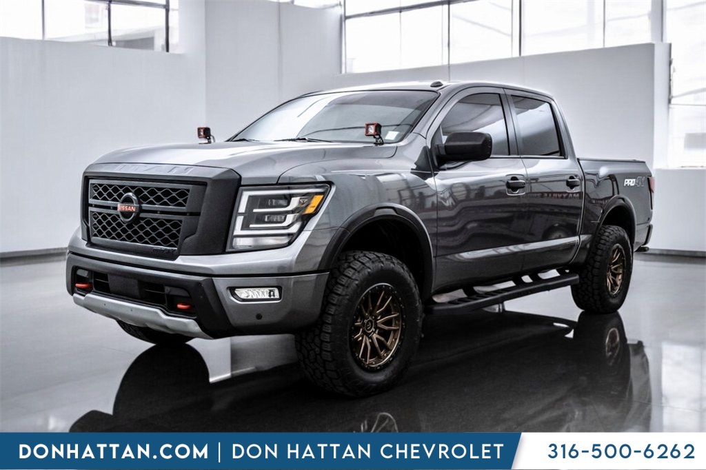 2021 Nissan Titan PRO-4X Crew Cab 4WD