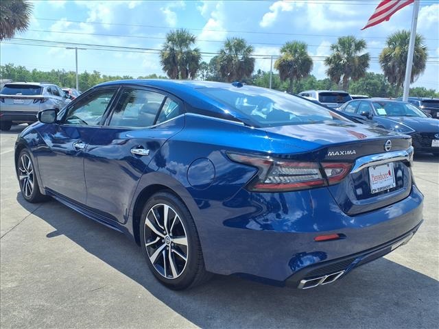 2022 Nissan Maxima SV - 3