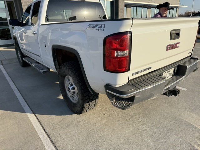 2015 GMC Sierra 2500HD SLT Double Cab SB 4WD