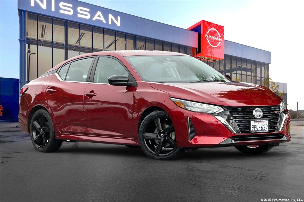 2024 Nissan Sentra SR's photo