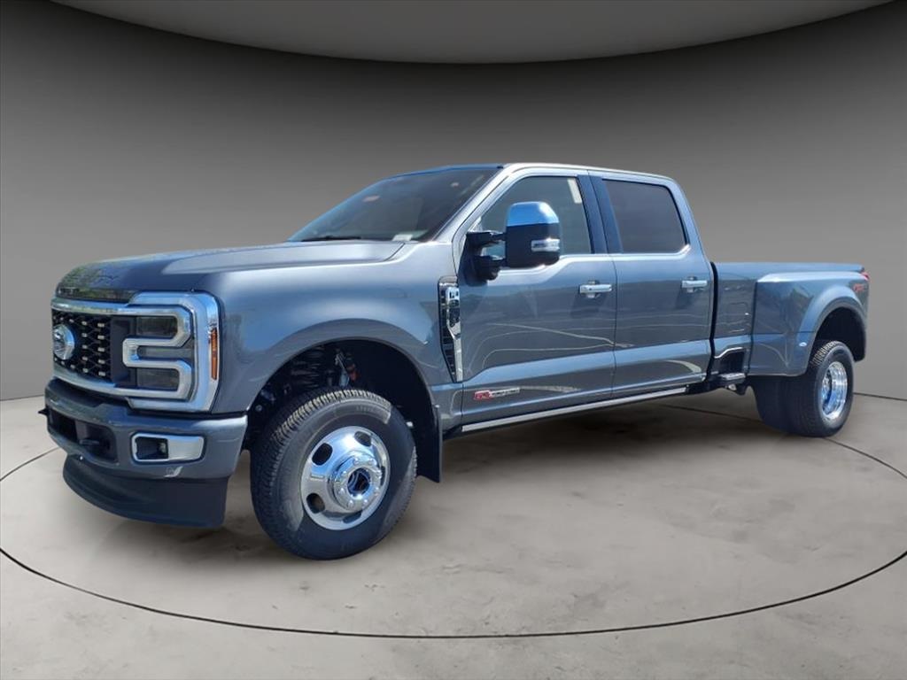 2026 Ford F-350 Super Duty Platinum Crew Cab LB DRW 4WD