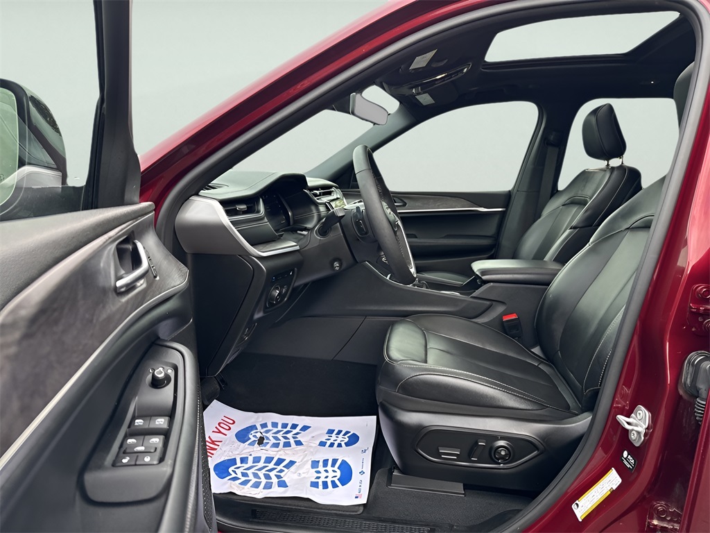 2025 Jeep Grand Cherokee