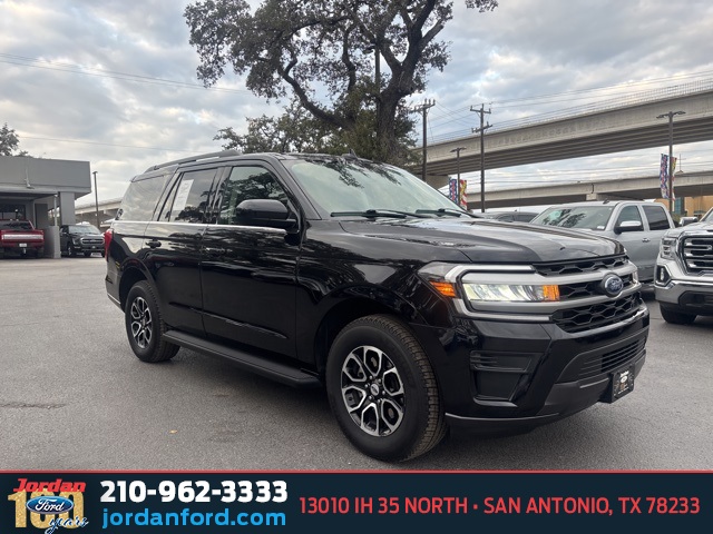 Used Car 2024 Ford Expedition  Xlt For Sale Under $50,000 In San Antonio, Texas