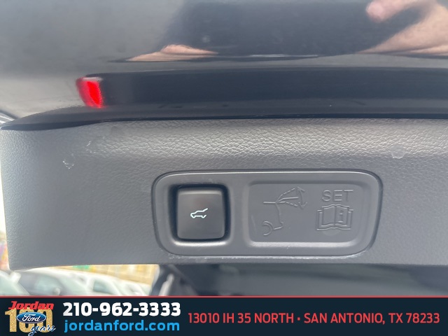 Used Car 2024 Ford Expedition  Xlt For Sale Under $50,000 In San Antonio, Texas