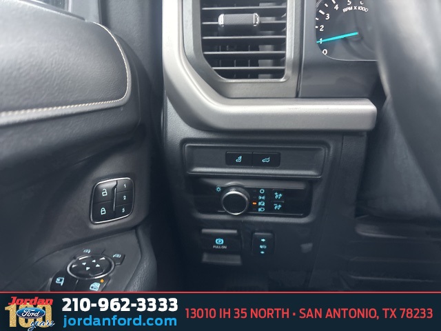 Used Car 2024 Ford Expedition  Xlt For Sale Under $50,000 In San Antonio, Texas