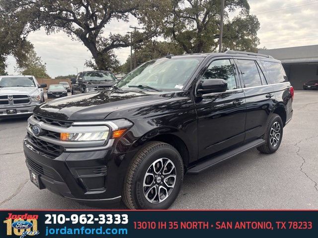 Used Car 2024 Ford Expedition  Xlt For Sale Under $50,000 In San Antonio, Texas