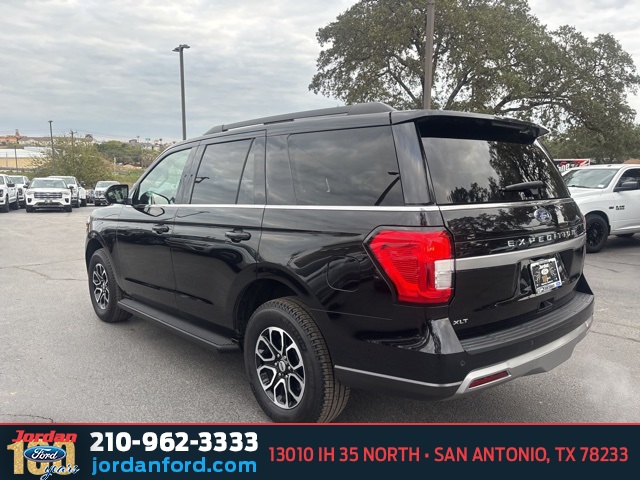 Used Car 2024 Ford Expedition  Xlt For Sale Under $50,000 In San Antonio, Texas