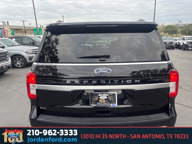 Used Car 2024 Ford Expedition  Xlt For Sale Under $50,000 In San Antonio, Texas