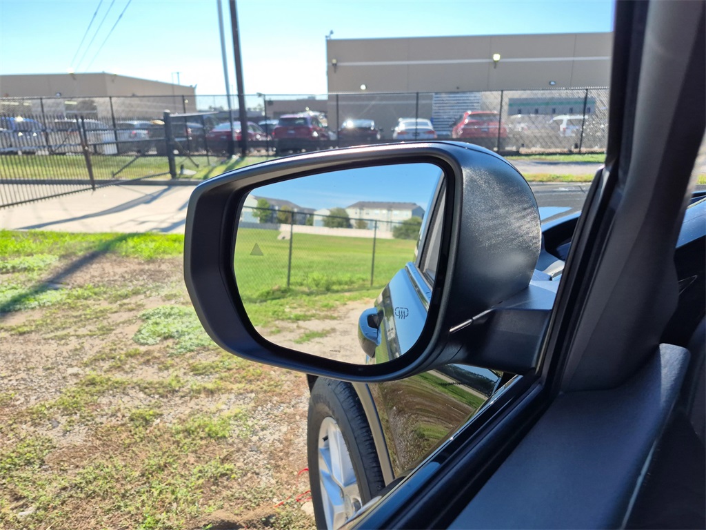 2022 Jeep Grand Cherokee L Laredo Black at Mac Haik CDJR North Houston