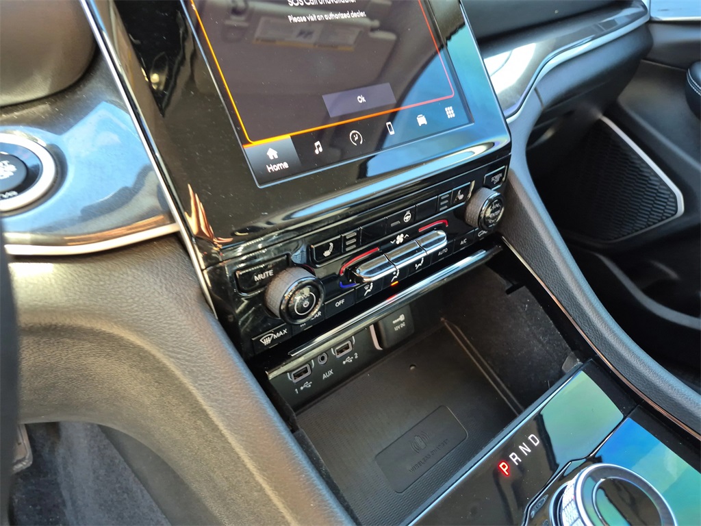 2022 Jeep Grand Cherokee L Laredo Black at Mac Haik CDJR North Houston