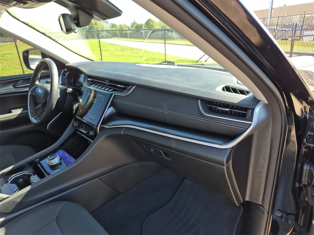 2022 Jeep Grand Cherokee L Laredo Black at Mac Haik CDJR North Houston