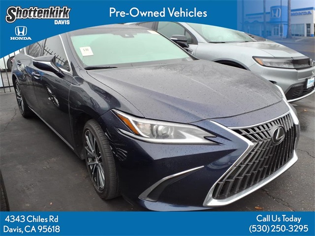 2025 Lexus ES Hybrid 300h FWD