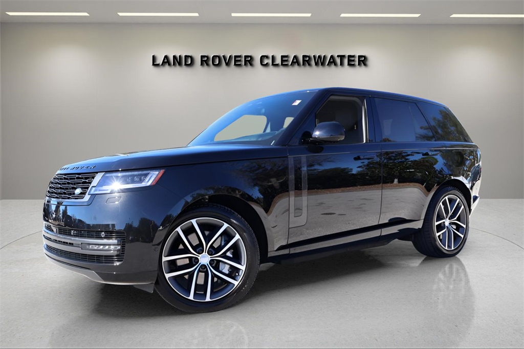 2025 Land Rover Range Rover P550e SE AWD