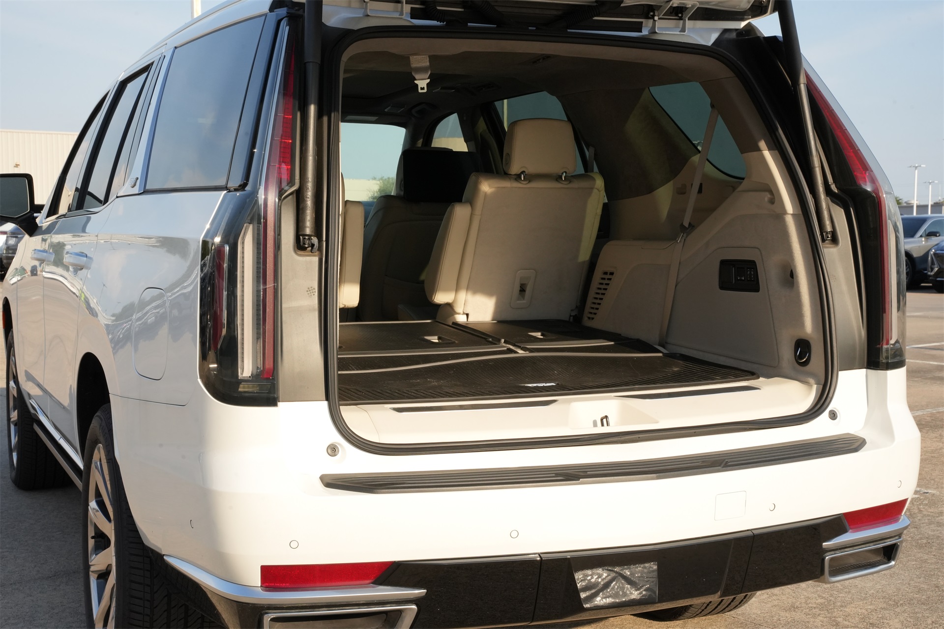 2024 Cadillac Escalade Premium Luxury Platinum White at Bayway Cadillac of The Woodlands