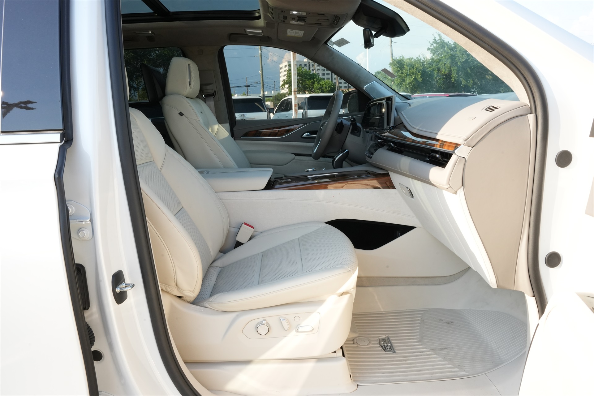 2024 Cadillac Escalade Premium Luxury Platinum White at Bayway Cadillac of The Woodlands