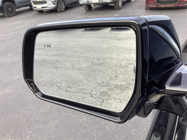 Used Car 2020 Chevrolet Traverse  Lt For Sale Under $20,000 In San Antonio, Texas