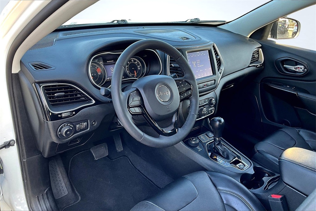 2023 Jeep Cherokee Altitude White at Big Star Chrysler Jeep Dodge Ram 