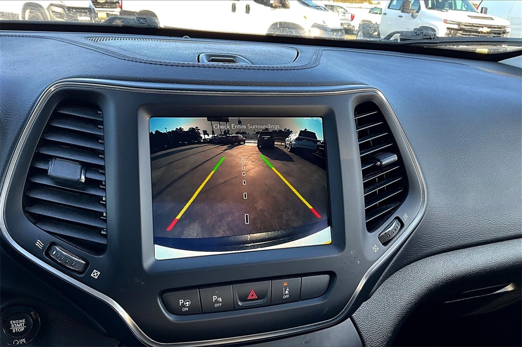2023 Jeep Cherokee Altitude White at Big Star Chrysler Jeep Dodge Ram 