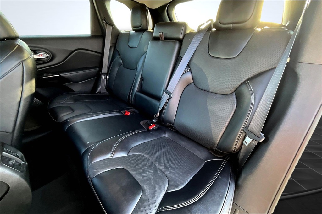 2023 Jeep Cherokee Altitude White at Big Star Chrysler Jeep Dodge Ram 