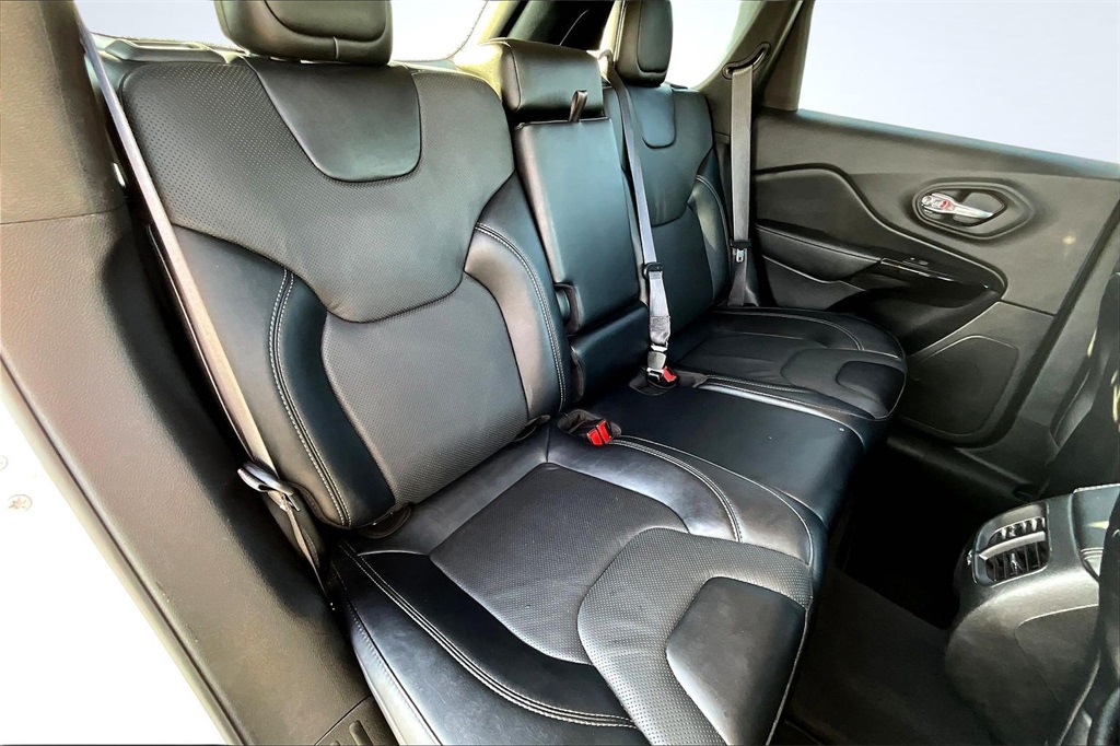 2023 Jeep Cherokee Altitude White at Big Star Chrysler Jeep Dodge Ram 