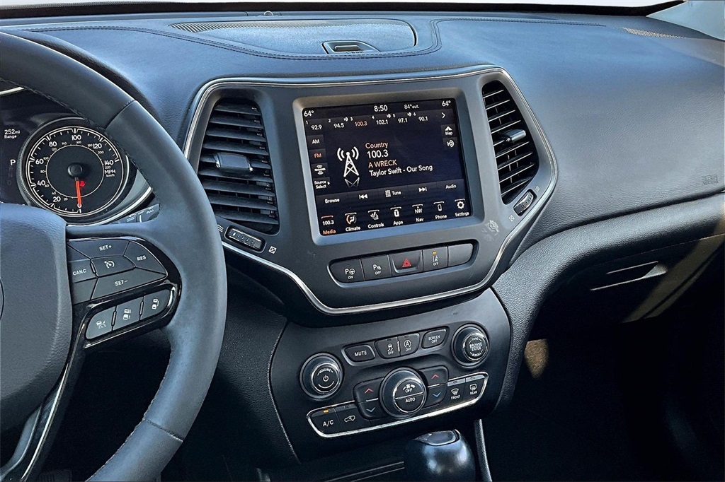 2023 Jeep Cherokee Altitude White at Big Star Chrysler Jeep Dodge Ram 