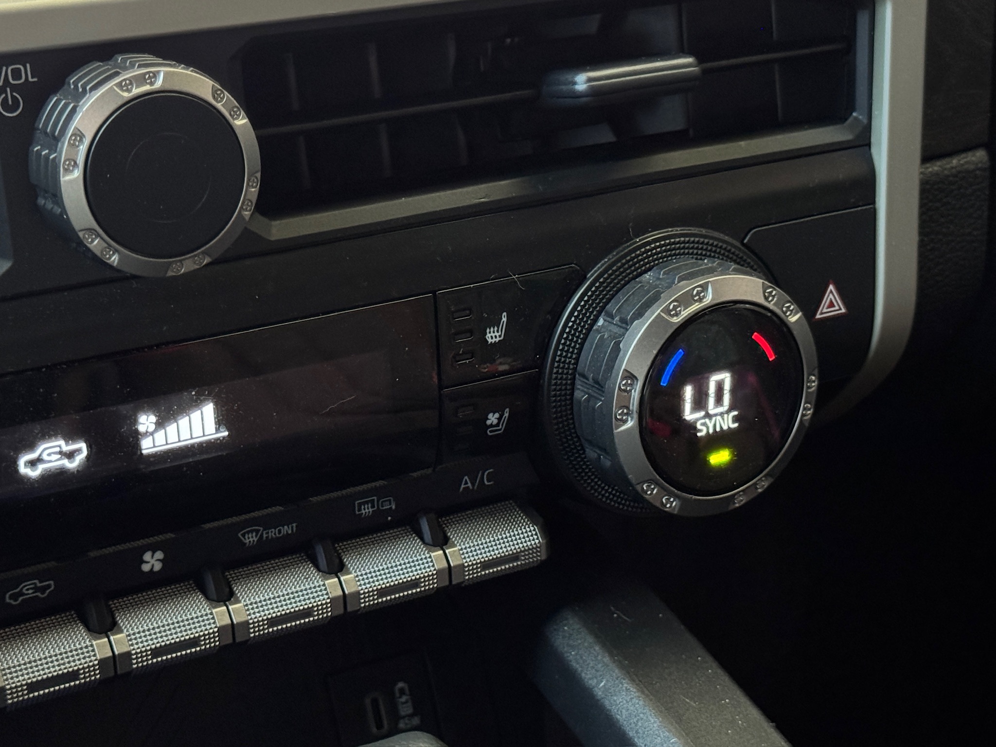 2025 Toyota Tacoma Limited - 7