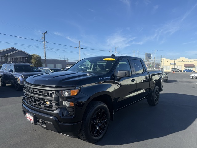 2026 Chevrolet Silverado 1500 Custom Crew Cab 4WD