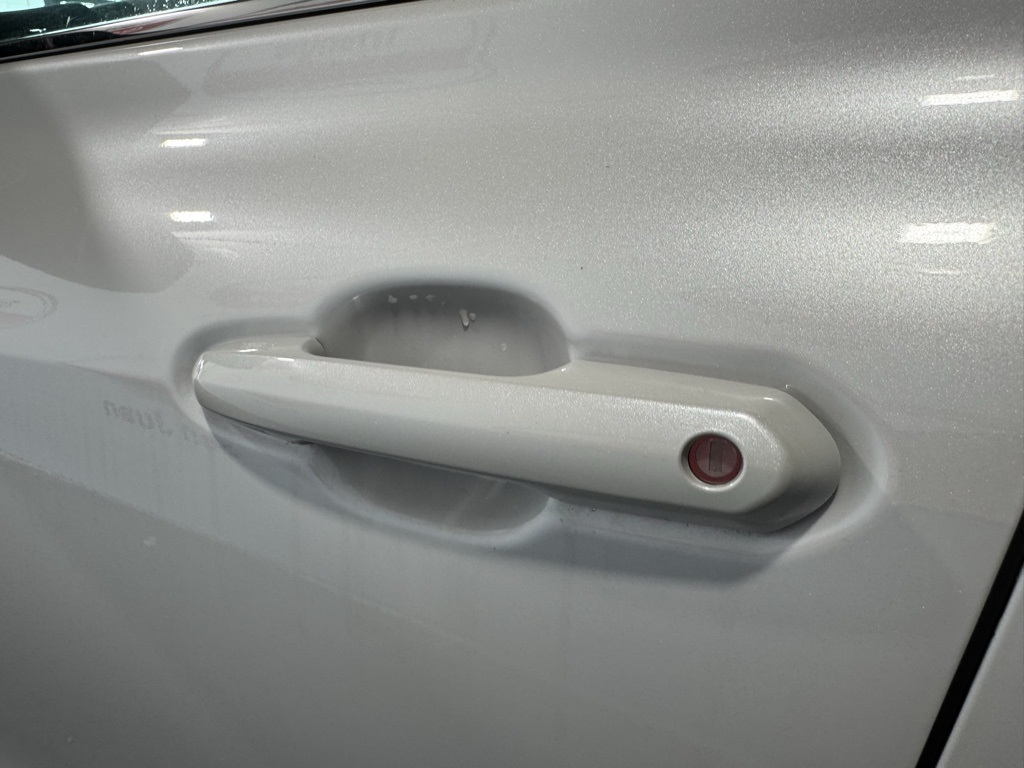 Thumbnail: 2026 Toyota Highlander - 15