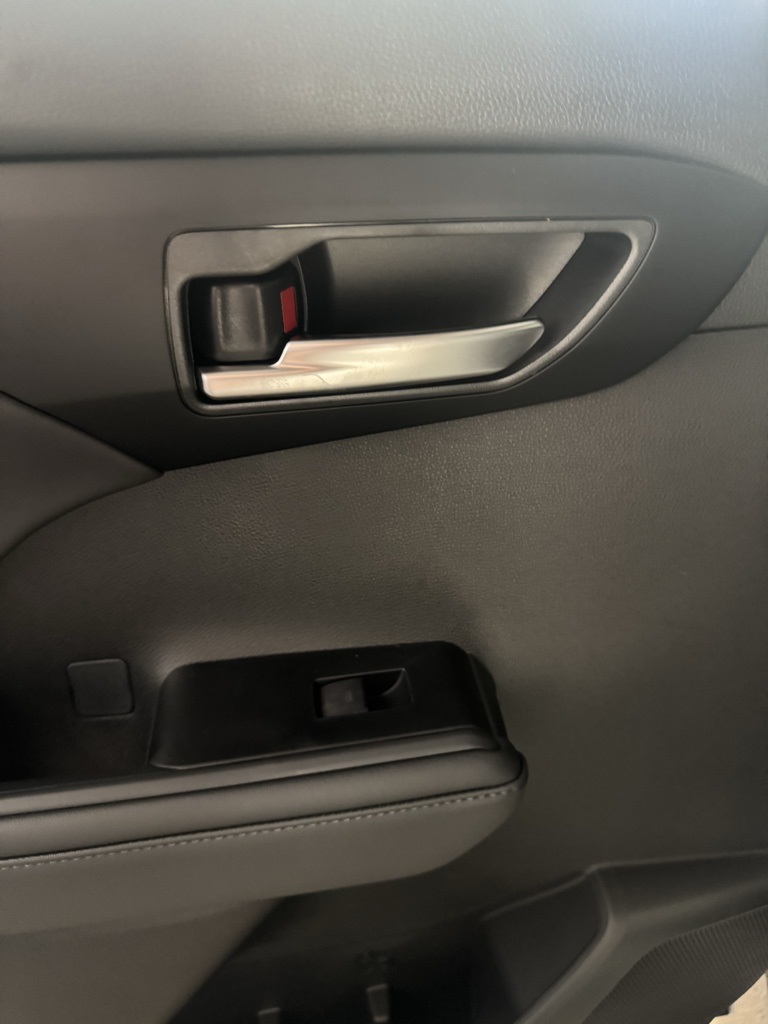 Thumbnail: 2026 Toyota Highlander - 28