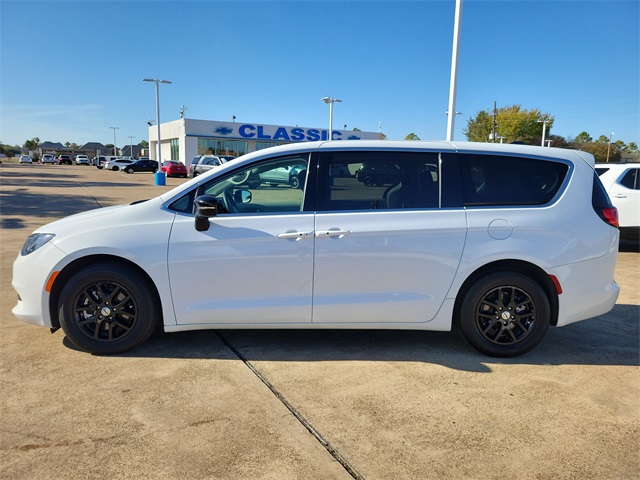 2024 Chrysler Voyager LX White at Mac Haik CDJR North Houston